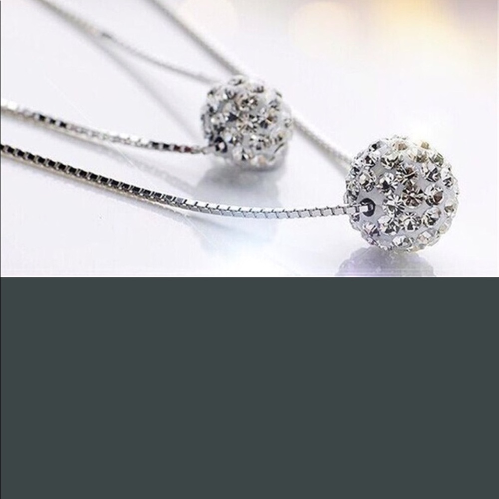 Rhinestone necklace